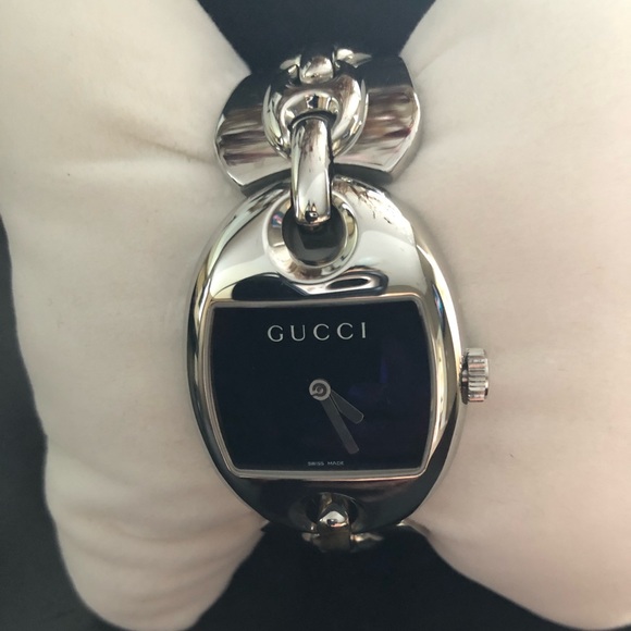 Gucci Maina Chain Black Dial Steel Women's Watch - Picture 3 of 8